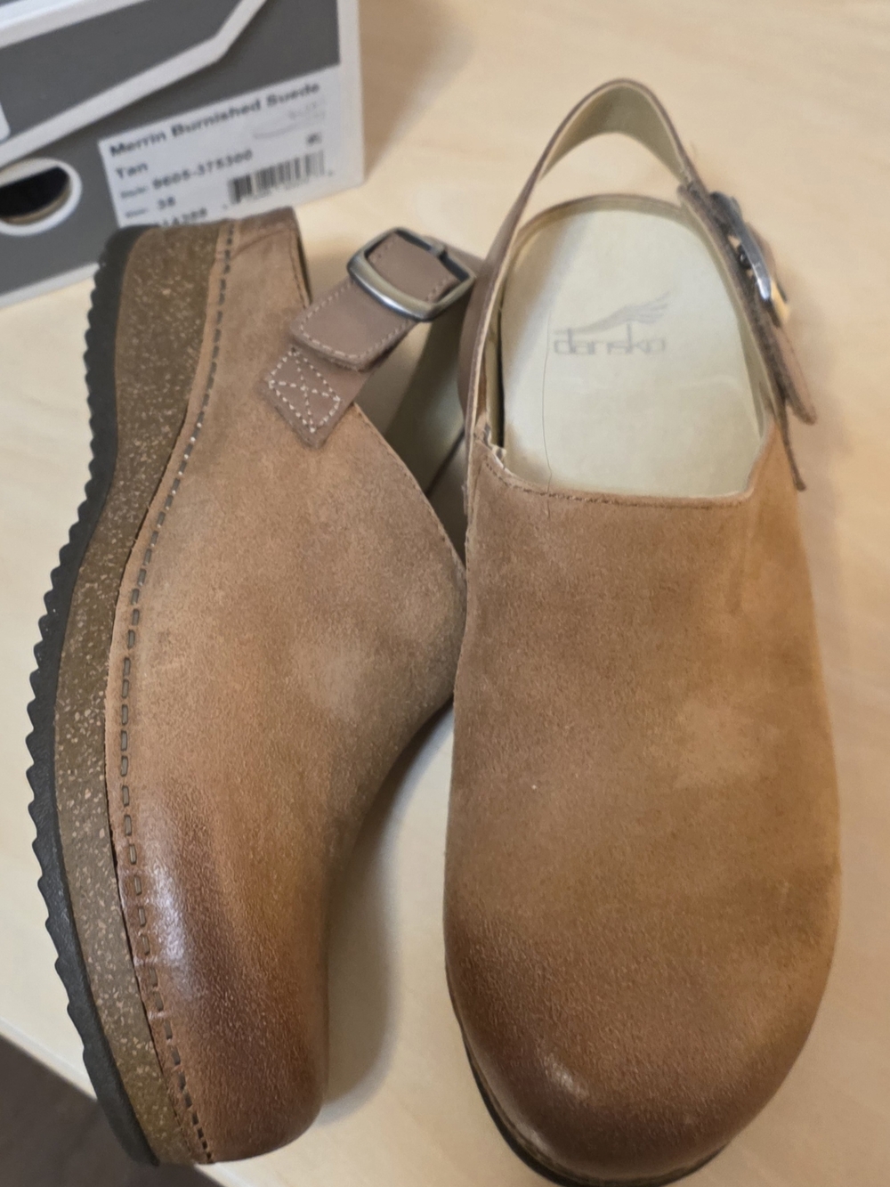 NWT Dansko Merrin Clog In Burnished Tan Suede
